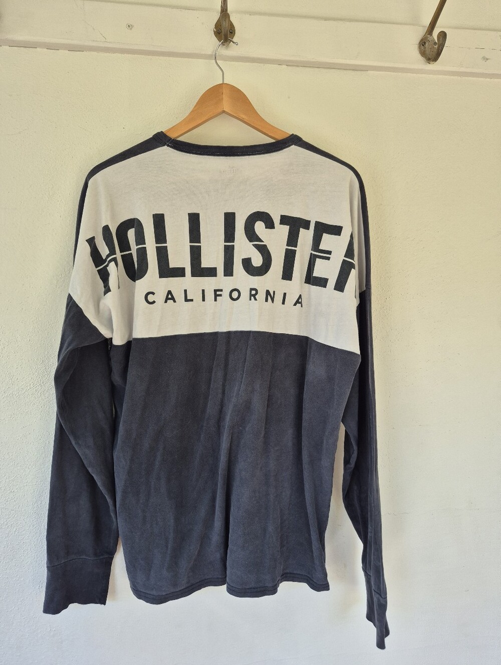 Y2K Hollister Cotton Long Sleeve Size XL